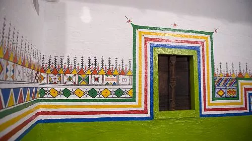 روعة الفخامة والتراث في ديكور المنازل السعودية